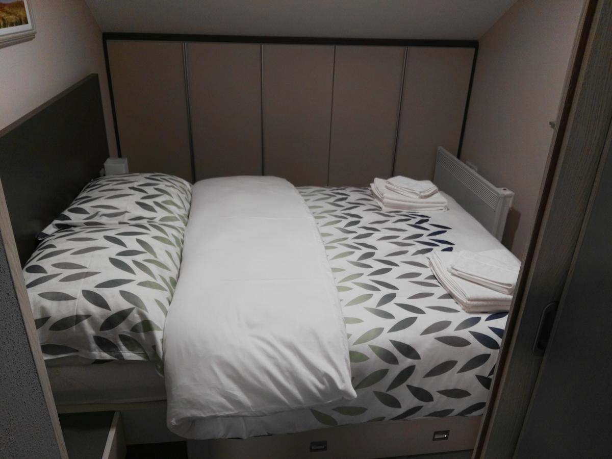 Apartmani Janjic บันยาลูกา ภายนอก รูปภาพ